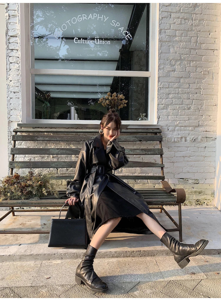 Lautaro Long oversized leather trench coat for women long sleeve lapel loose fit Fall Stylish black women clothing streetwear