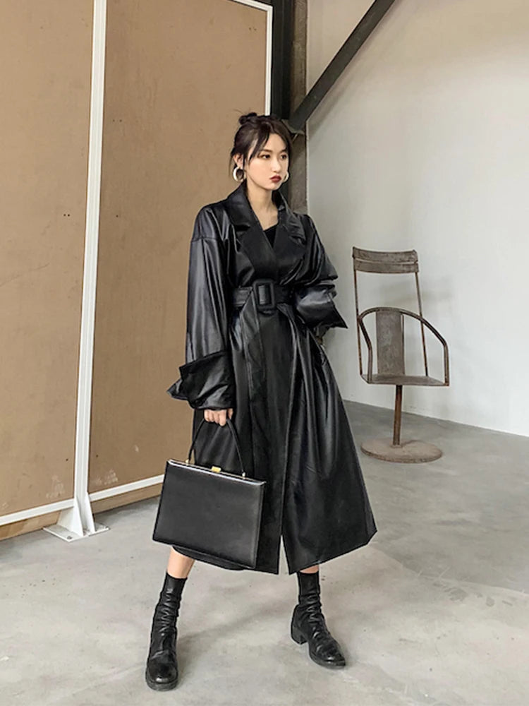 Lautaro Long oversized leather trench coat for women long sleeve lapel loose fit Fall Stylish black women clothing streetwear
