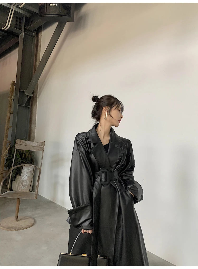 Lautaro Long oversized leather trench coat for women long sleeve lapel loose fit Fall Stylish black women clothing streetwear