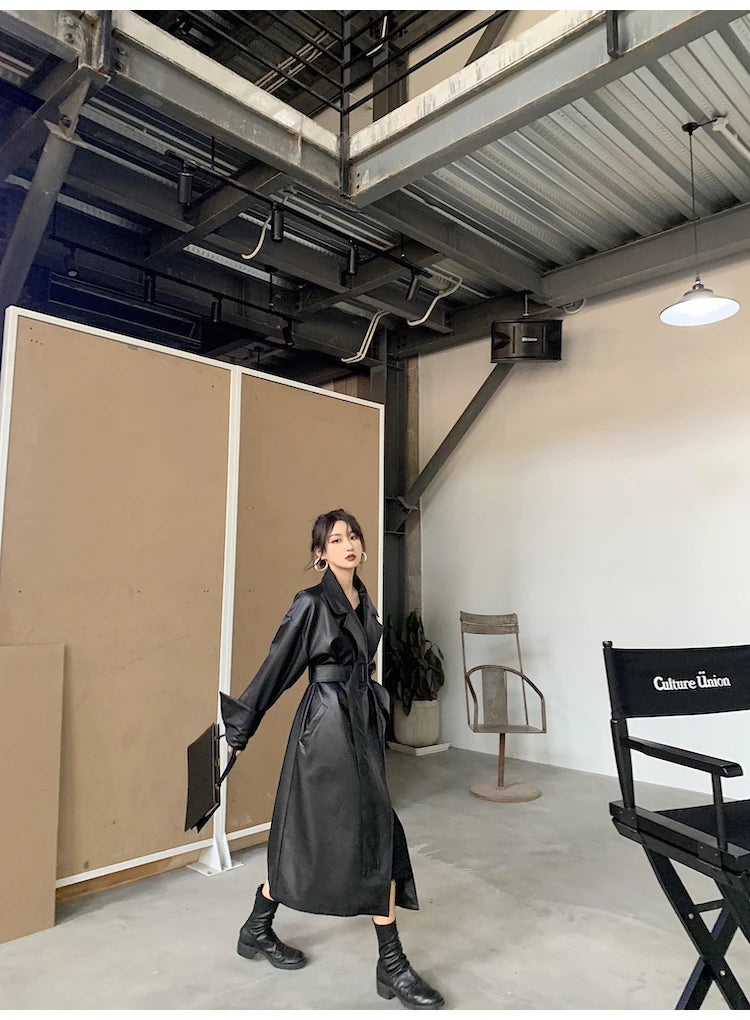 Lautaro Long oversized leather trench coat for women long sleeve lapel loose fit Fall Stylish black women clothing streetwear