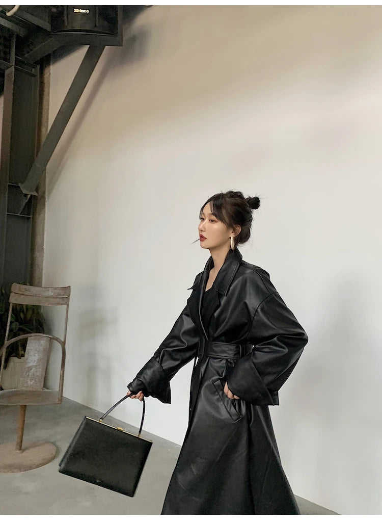 Lautaro Long oversized leather trench coat for women long sleeve lapel loose fit Fall Stylish black women clothing streetwear