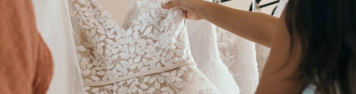 LORIE Burgundy Mini Cocktail Party Gowns Sexy Spaghetti Straps Fur Square Neck Dubai Evening Dresses Saudi Arabia Clubbing Dress