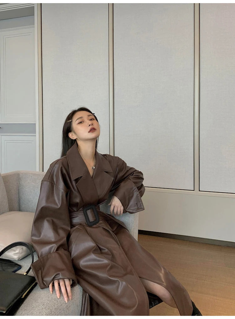 Lautaro Long oversized leather trench coat for women long sleeve lapel loose fit Fall Stylish black women clothing streetwear