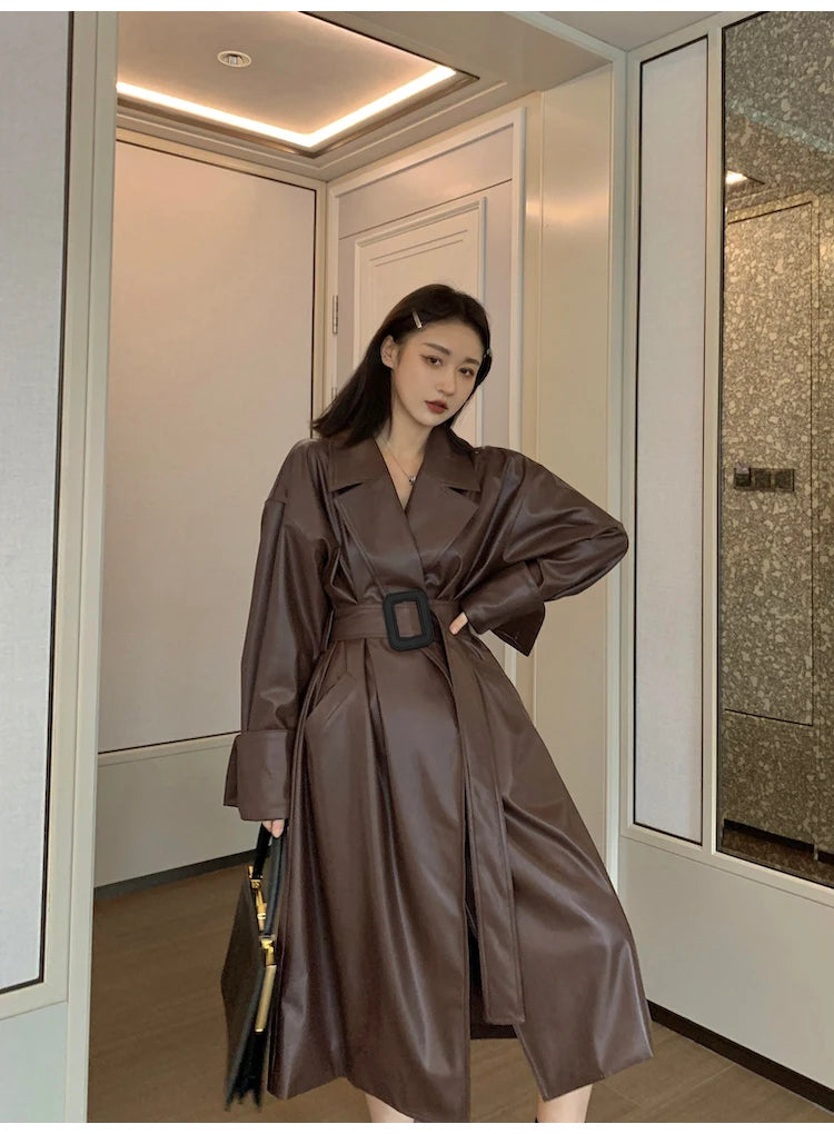 Lautaro Long oversized leather trench coat for women long sleeve lapel loose fit Fall Stylish black women clothing streetwear