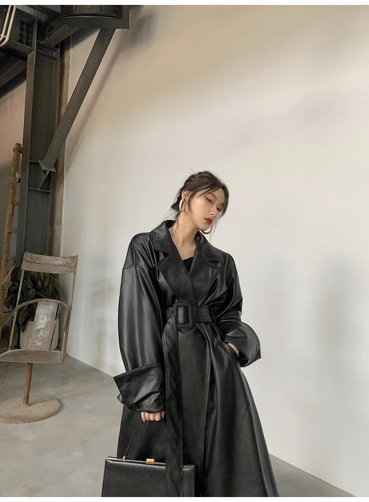 Lautaro Long oversized leather trench coat for women long sleeve lapel loose fit Fall Stylish black women clothing streetwear