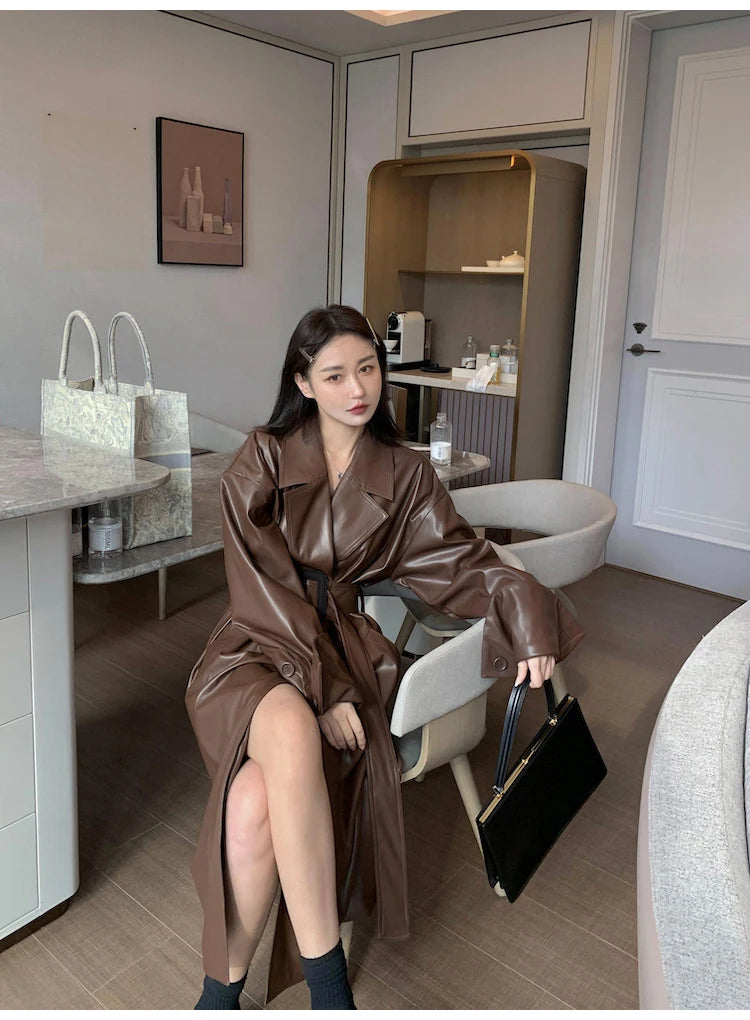 Lautaro Long oversized leather trench coat for women long sleeve lapel loose fit Fall Stylish black women clothing streetwear