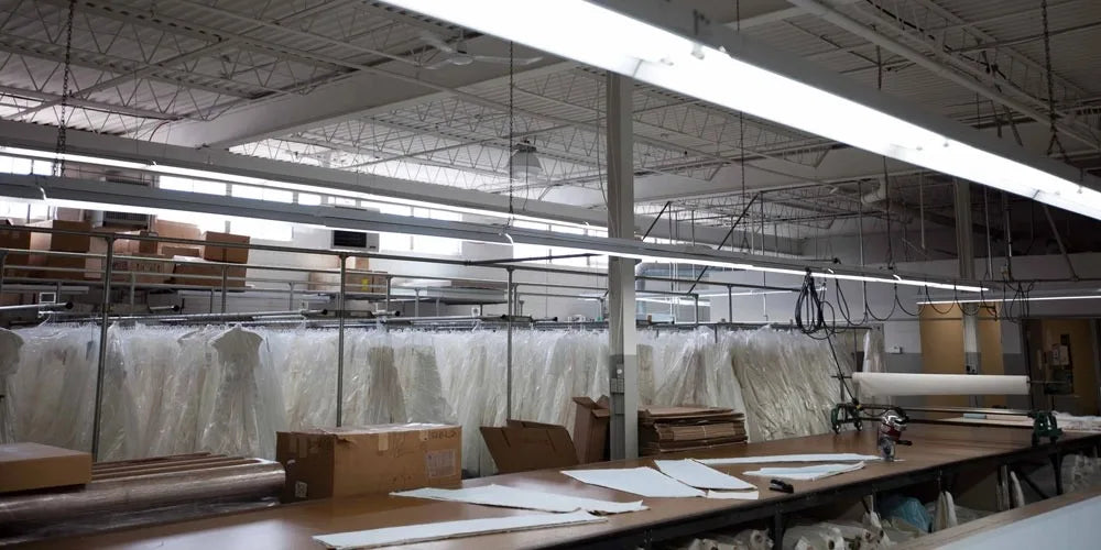 LORIE Burgundy Mini Cocktail Party Gowns Sexy Spaghetti Straps Fur Square Neck Dubai Evening Dresses Saudi Arabia Clubbing Dress