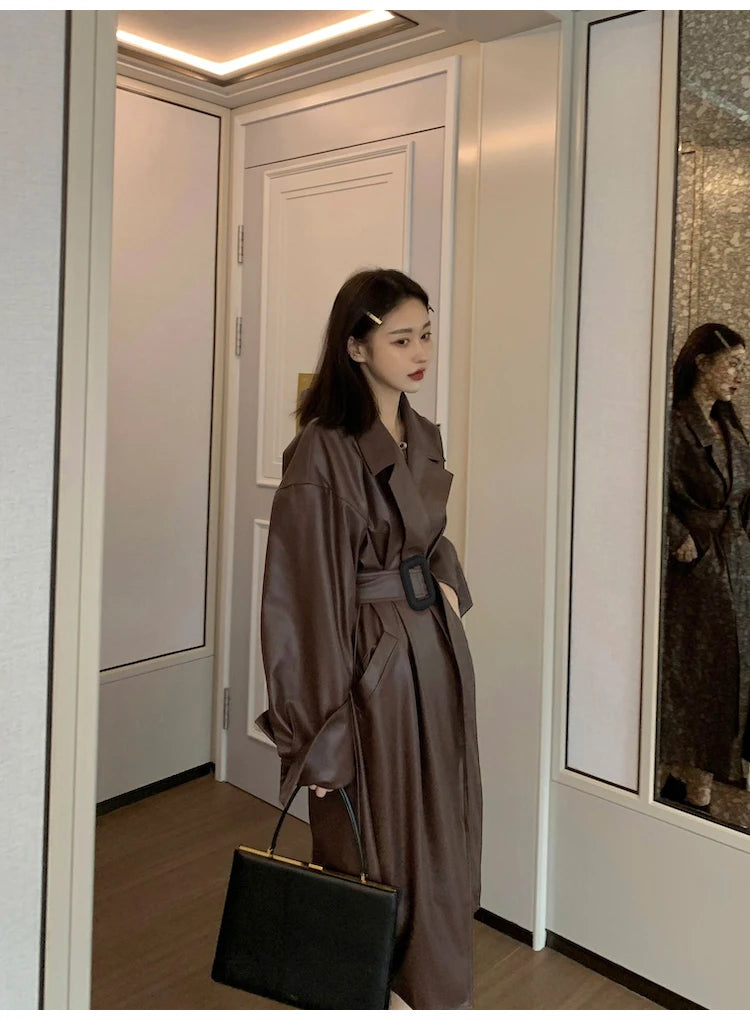 Lautaro Long oversized leather trench coat for women long sleeve lapel loose fit Fall Stylish black women clothing streetwear