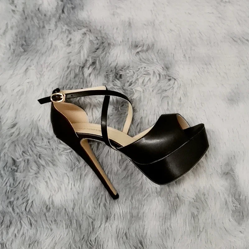 LOSLANDIFEN Pumps Nightclub Sandal Ultra Bride